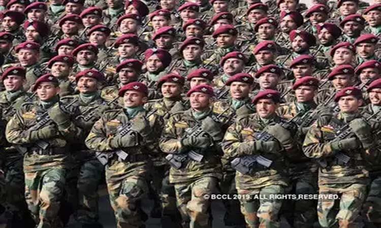 भारतीय सेना के अधिकारियों और जवानों के यूनिफॉर्म में होगा बदलाव, मांगे गए सुझाव 