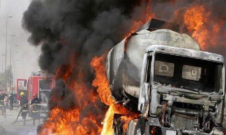 नाइजीरिया में तेल टैंकर में विस्फोट, 55 मरे