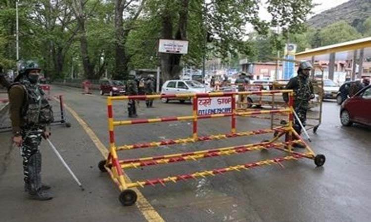 कश्मीर में दुर्घटनावश हुए विस्फोट में 2 जवान घायल