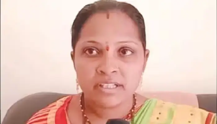 Mumbai Mantralaya News |  पुलिस पत्‍नी की आवाज सरकार तक नहीं पहुंची ; मंत्रालय के सामने जहर पीने वाली महिला की उपचार के दौरान मौत