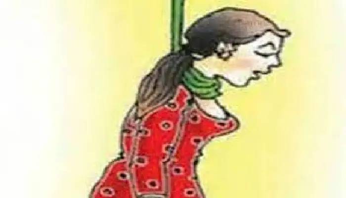 Pune Crime News | Loni Kalbhor Police Station – 21-year-old girl commits suicide by hanging herself in lodge for fear of action, crime against youth in Hadapsar