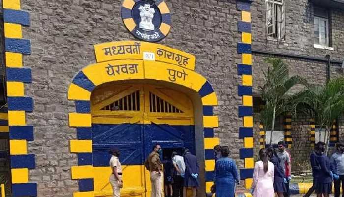  Pune Crime News | Yerawada Police Station-Mobile phone found again in Yerawada Jail