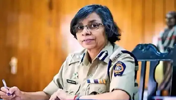 IPS Rashmi Shukla | आईपीएस अधिकारी रश्मि शुक्ला को राहत! फोन टैपिंग मामले में 2 FIR पर उच्च न्यायालय का बड़ा निर्णय