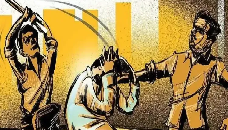 Pune Crime News | वाघोली: पति पत्नी के झगड़े में पड़ना पड़ा महंगा; मध्यस्थता कराने वाले के सिर पर लोहे की रॉड से हमला